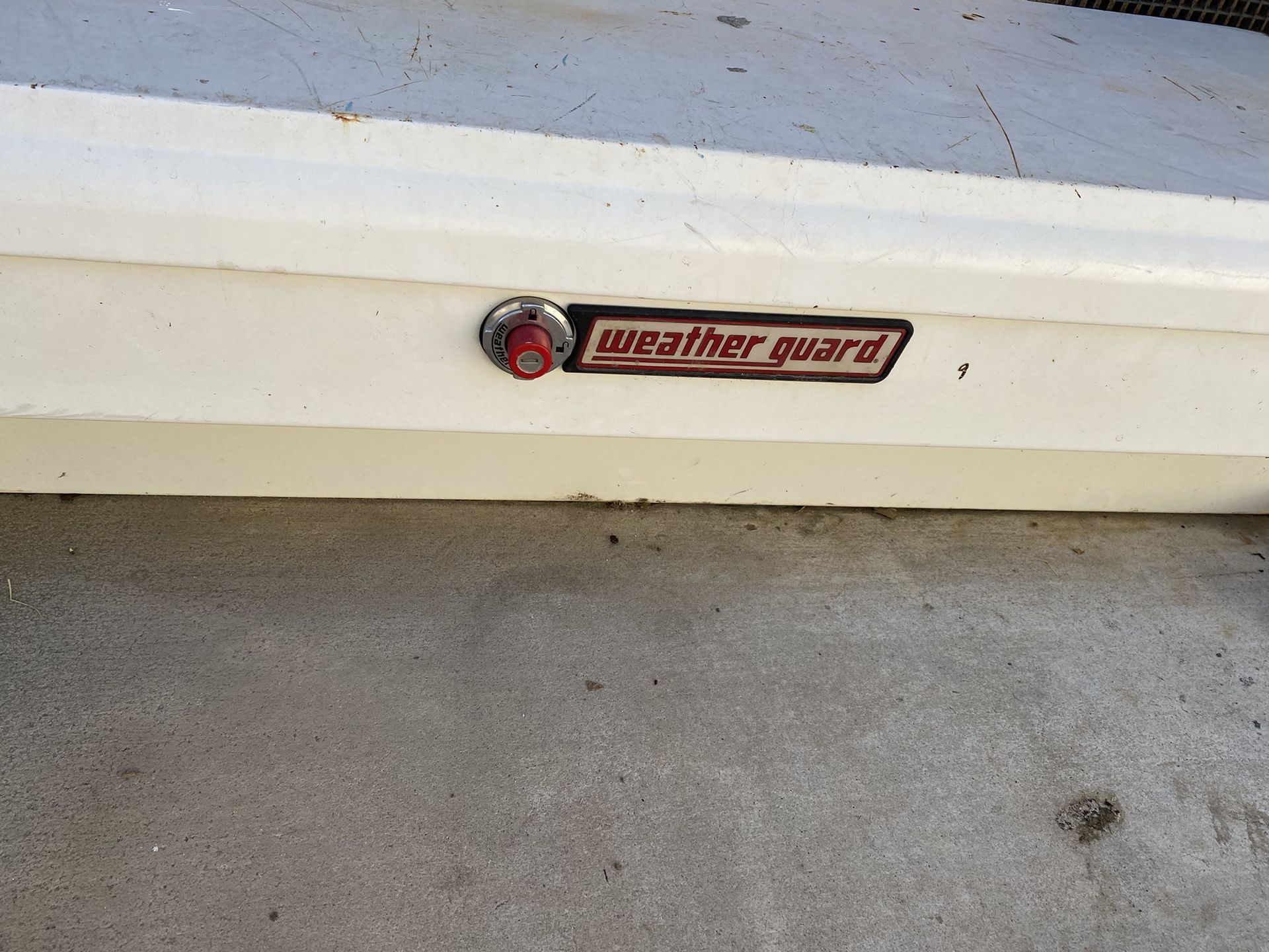1 Tool Box super-Lo Box)