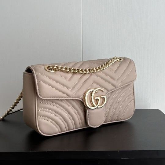 Gucci Pink Shoulder Bag with Gold Chain