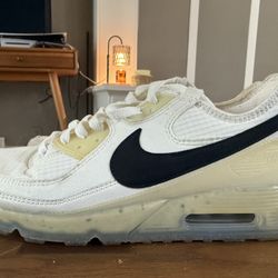 Men 10.5 Nike Air Max Terrascape 90 shoe  Colorway: 'Sail' Size: 10.5 men