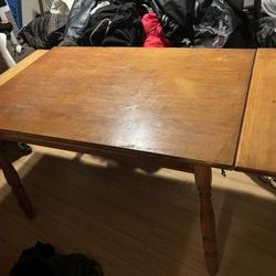 Drop-leaf Table/farm House Style 