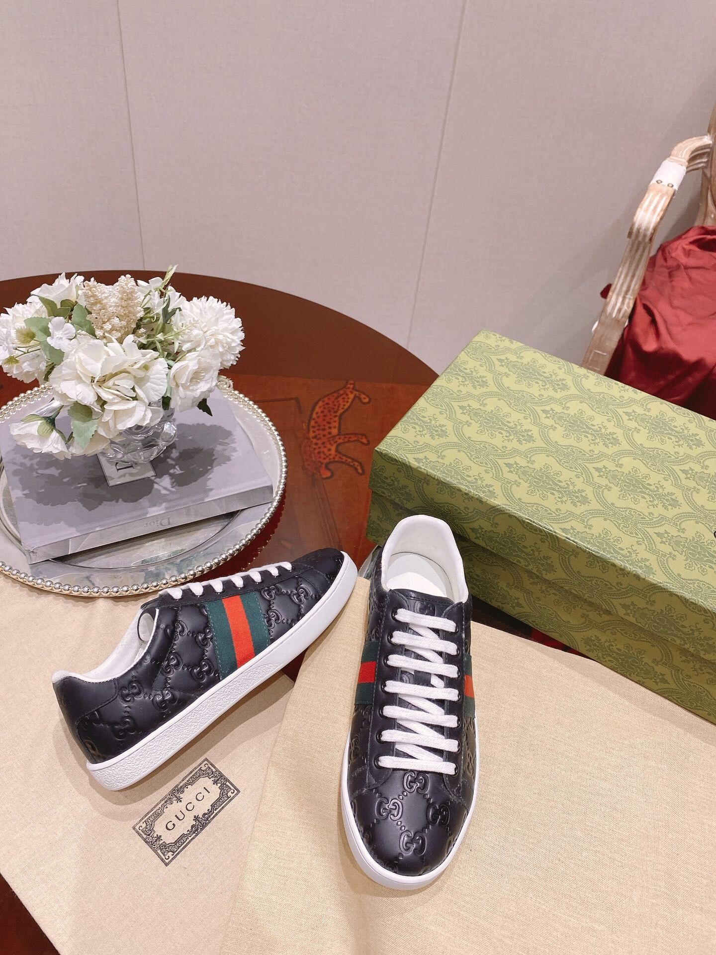 Gucci GG Men’s Shoes With Box 2025