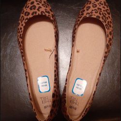 Leopard Flats