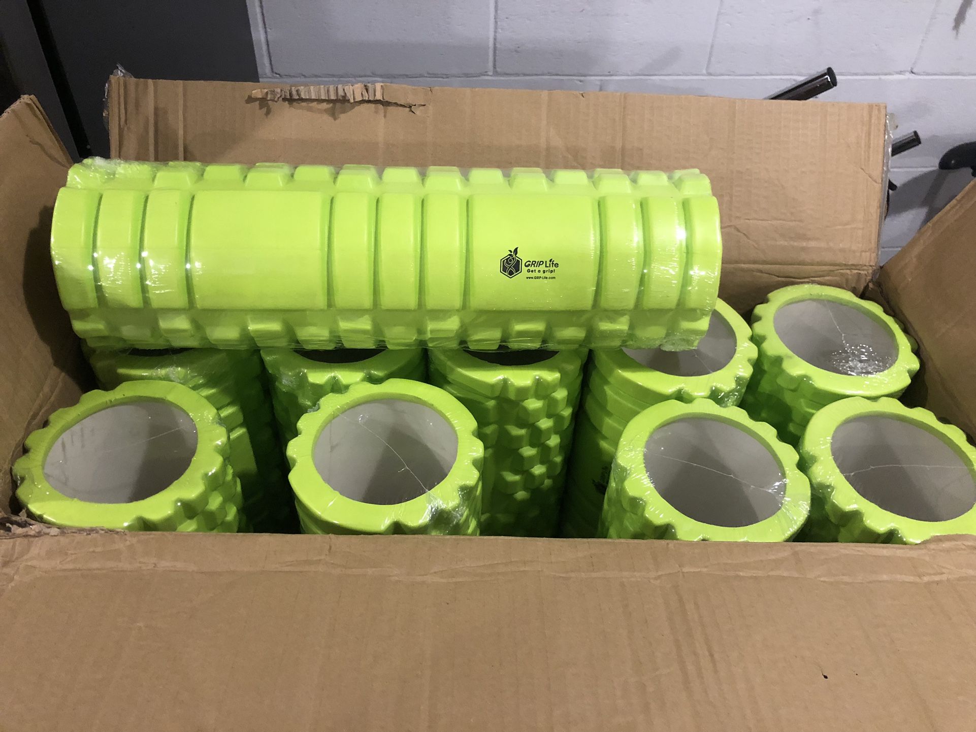 9 Piece LARGE FOAM ROLLER NEW (18inch)