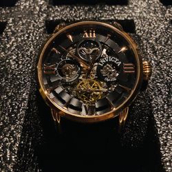  Invicta Objet d'Art automatic sketekon Men's leather band watch.