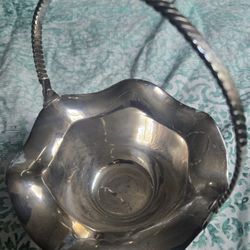 ~ silver plated basket ~ heavy & lovely