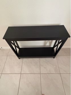 Entry Table (39inch X 12inch X 31inch) | Used as New