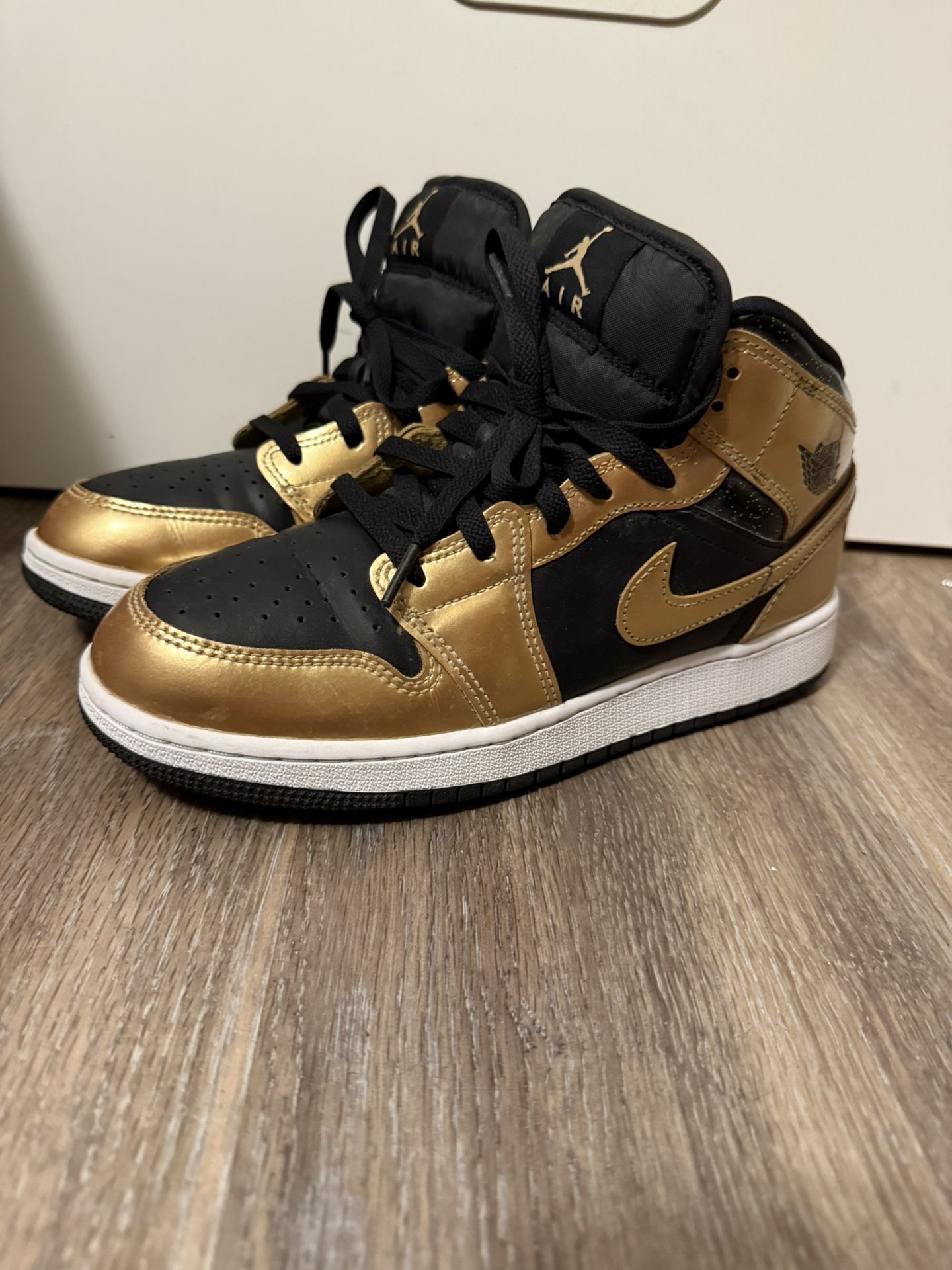 Women’s Shoes