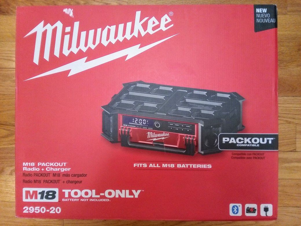 Milwaukee M18 Packout Radio Charger