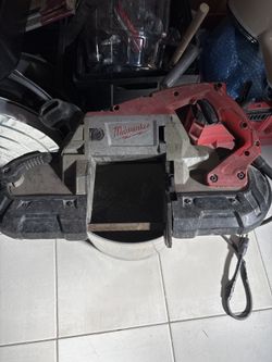 Milwaukee Band Saw