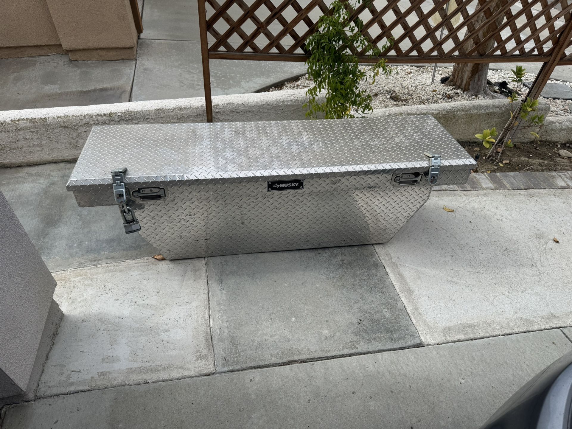 Truck Tool Box, Also Fits 1997 to 2003 F-150