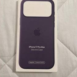 Apple Purple Fog Silicone Case With MagSafe 