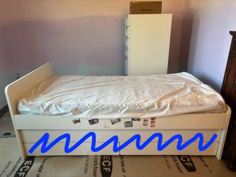 IKEA Slakt twin bed frame, slats and Serta mattress