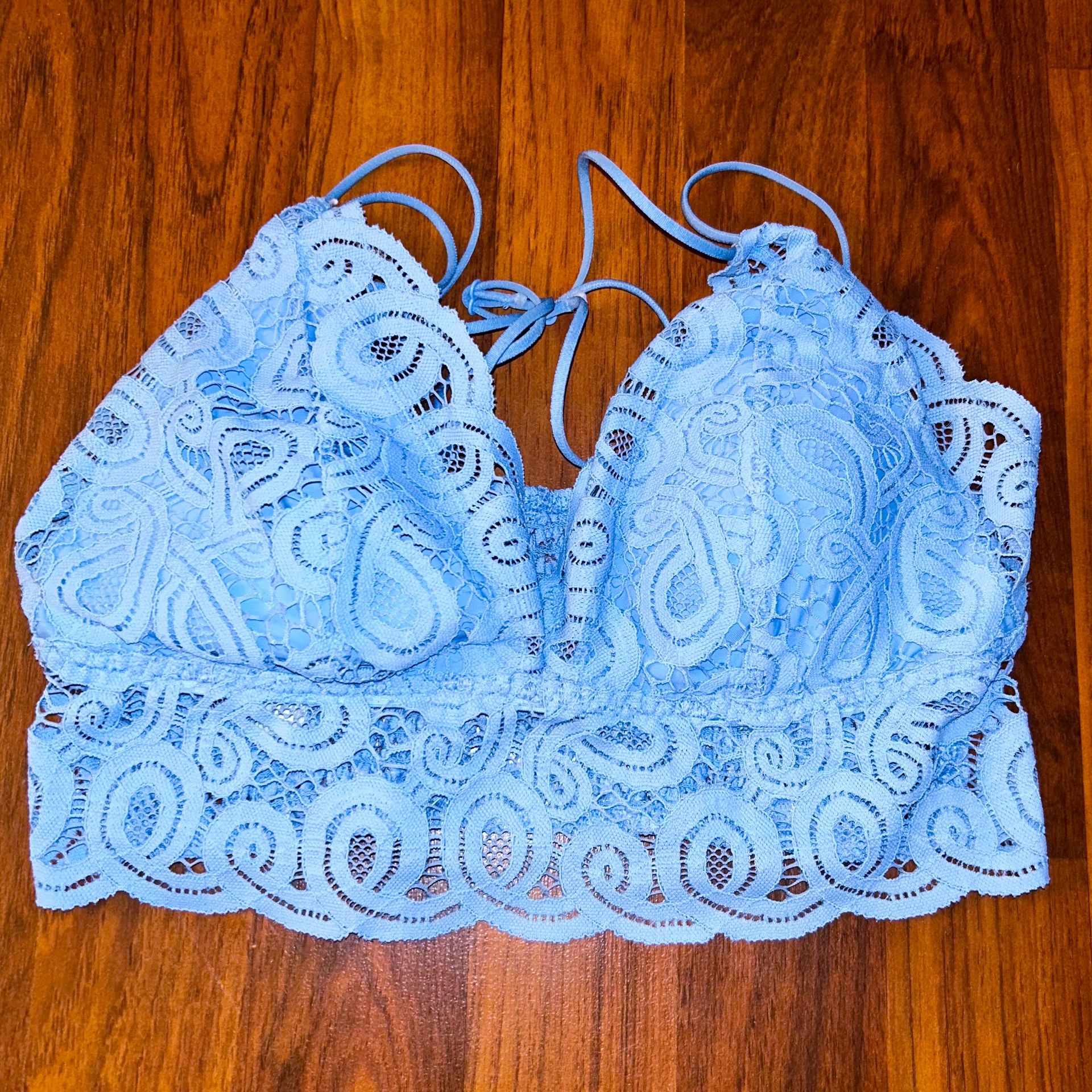 PINK/Victoria’s Secret Lace Lined Bralette Sky Blue Size Medium