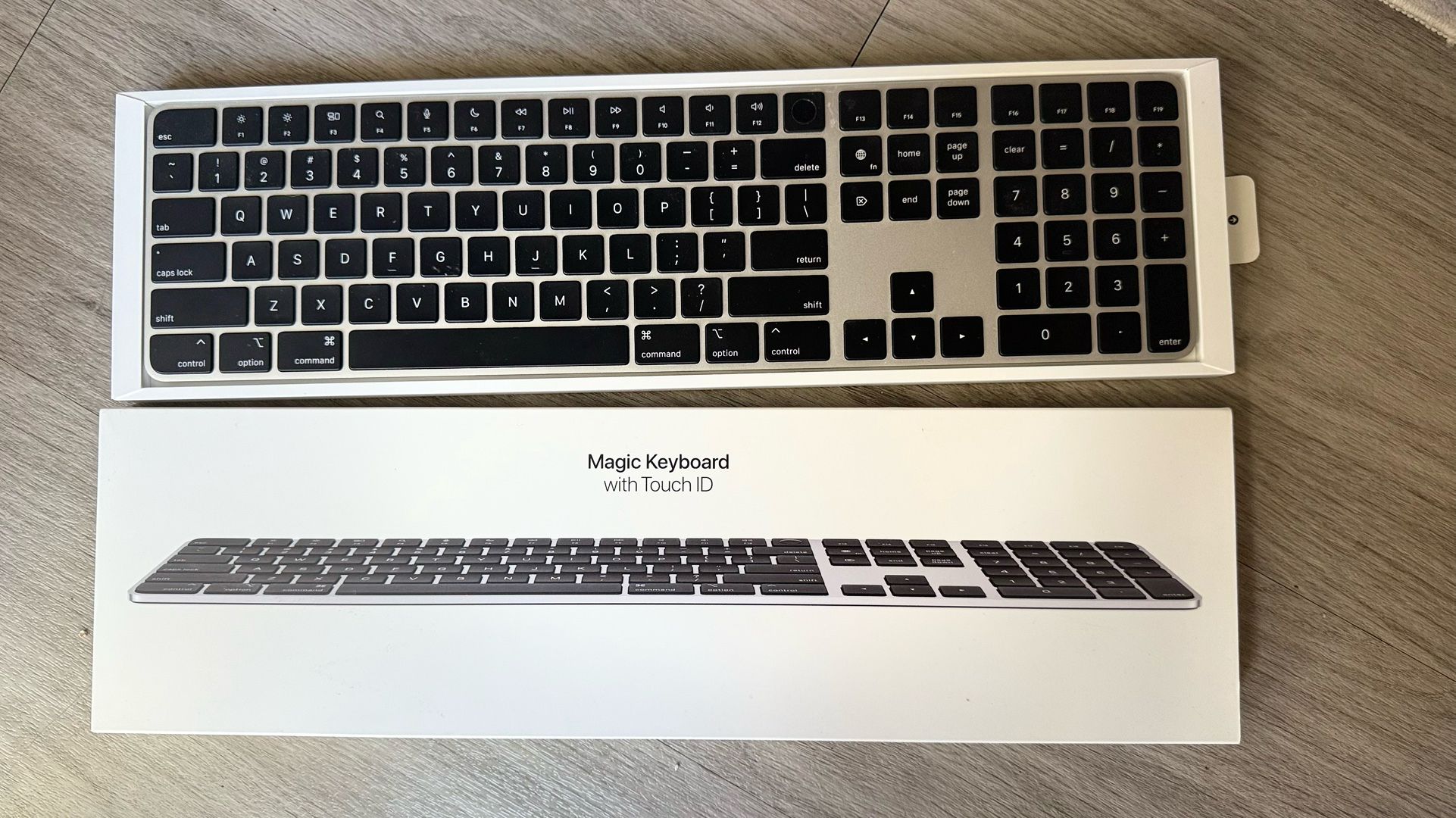 Apple keyboard 