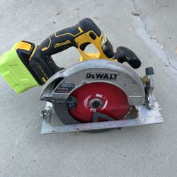 Dewalt 20V Circular Saw