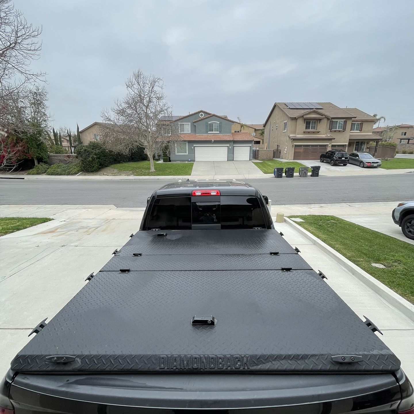 Diamondback HD Truck Bed Tonneau Cover