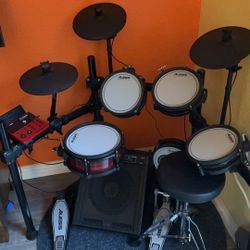 alesis nitro pro electric drum set + Amp