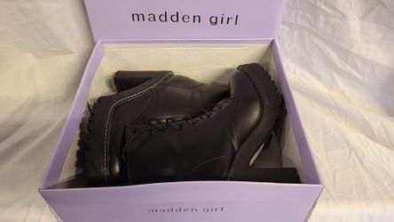 Madden Girl Woman's Boots
