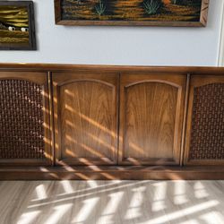 Vintage Record Player- Works