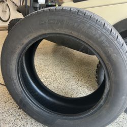 Continental CrossContact LX20 EcoPlus Tire – 255/55R20 107H – Like New