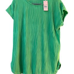Women’s Green Textured Wave Pattern Short Sleeve Blouse - Size M