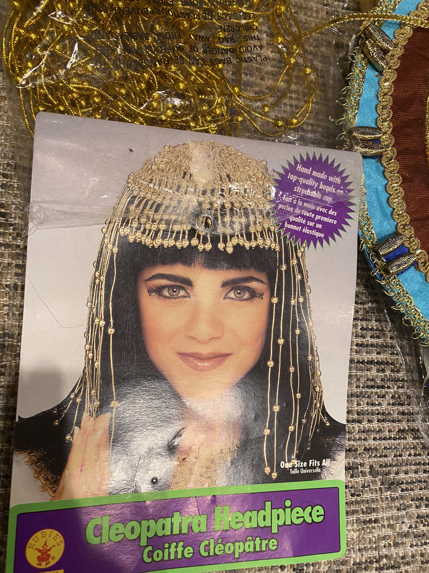 Women’s Cleopatra/Egyptian Costume With Headgear 