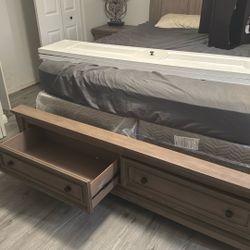 Bedroom Set 