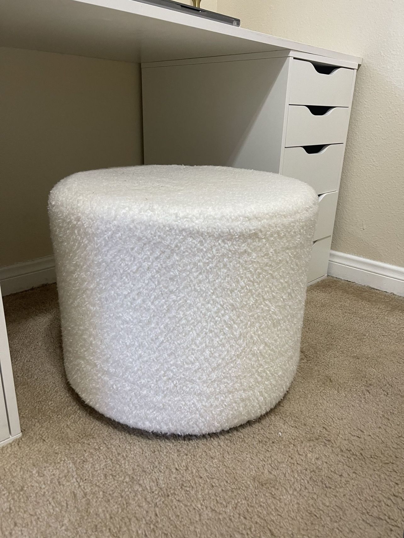 Ottoman/Chair