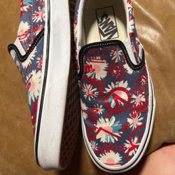 VANS CREW CLASSIC SLIP-ONs Size 5.5 M/7 W