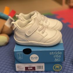 Stride Rite Size 5M