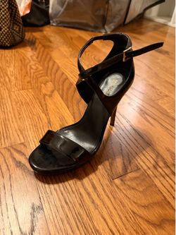 Black Michael Kors heels - size 6