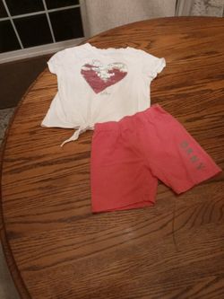 DKNY Outfit Size 5/6