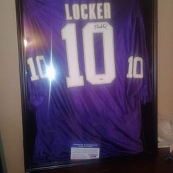 Sighed Jake Locker Jersey 