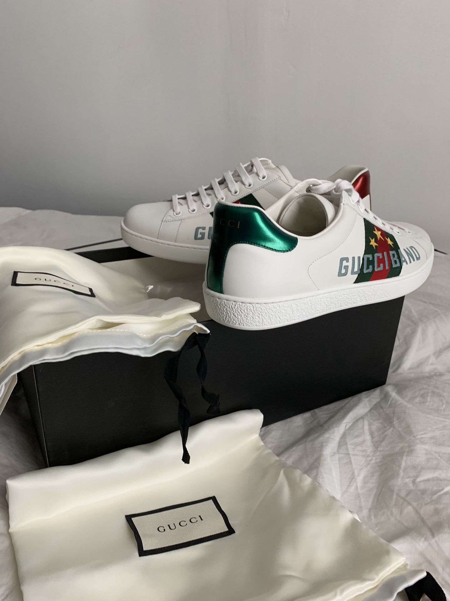 Plys dukke komplikationer Fakultet New Authentic Gucci Ace Band Shoes (Size is 8.5 But Can Fit Up To A 9.5)  for Sale in Schertz, TX - OfferUp