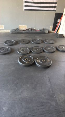 Bumper plates assortment 45’s ,15’s , 10’s