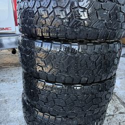 37x12.50R18 4 used tires toyo open country A/T3
