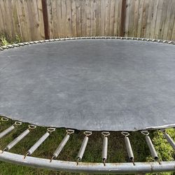 Trampoline