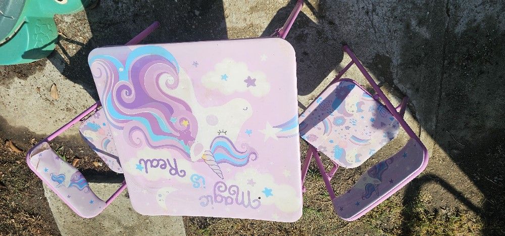 Kids Unicorn Play Table 2 Chairs