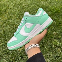W Nike Dunk Low “Green Glow” Size 7W/5.5Y