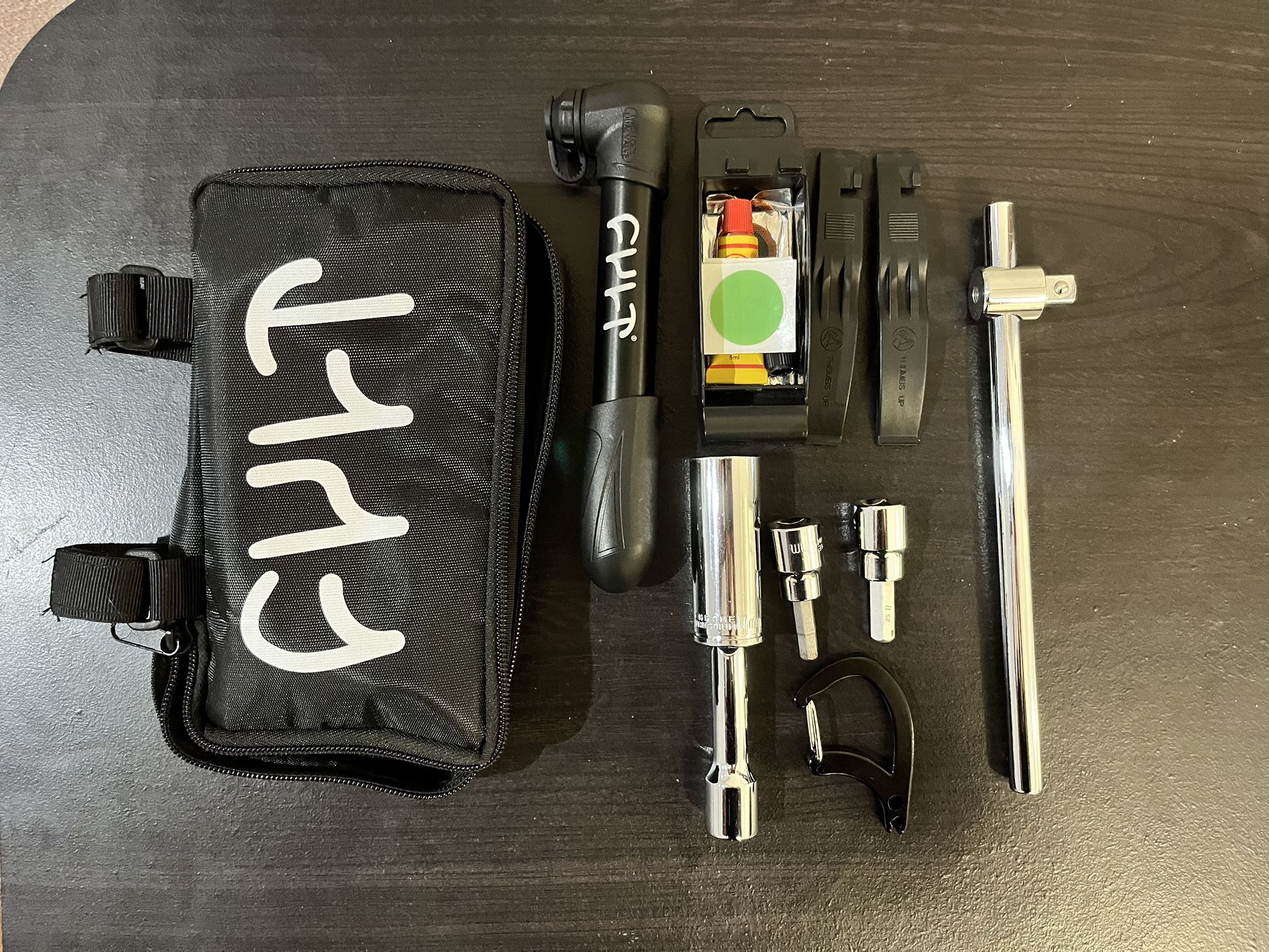 Cult Deluxe tool kit