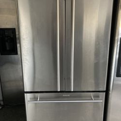 Whirlpool Refrigerator 36W70H Everything Works Good 1 Month Warranty delivery Available 