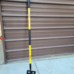 Dewalt Fiberglass Handle Mortar Hoe