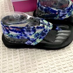 Sketchers Yoga Sandals Size 8 Brand New 