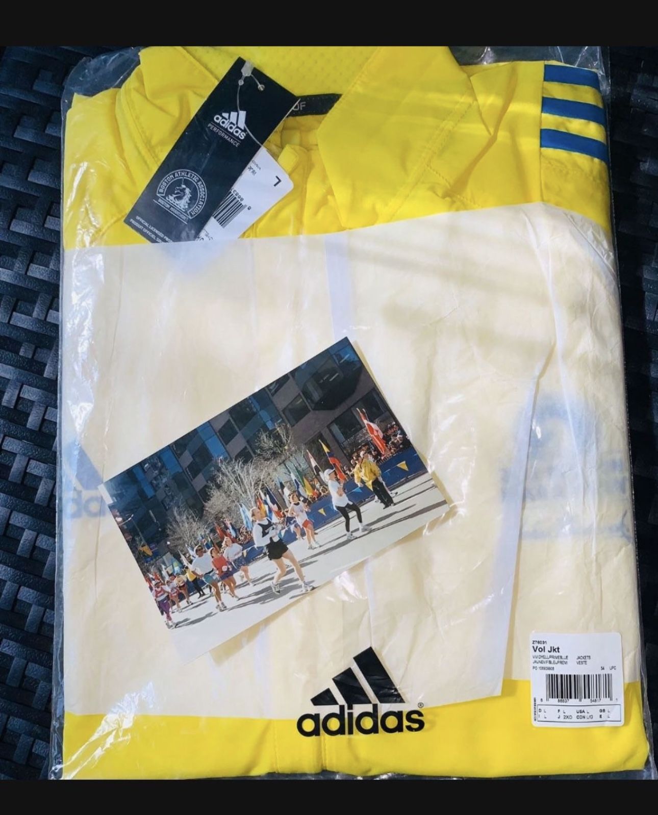 BOSTON MARATHON 2013 LIMITED EDITION WINDBREAKER SIZE LARGE UNUSED SEALED BAG ALL TAGS BY ADIDAS BOSTON ATHLETIC ASSOCIATION