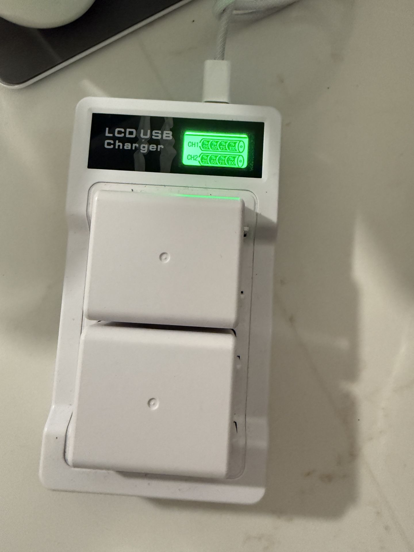 Arlo Camera Battery Charger + 2 Batteries (4800mAh)