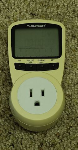Floureon TS-1500 Plug-In Electricity Usage Monitor