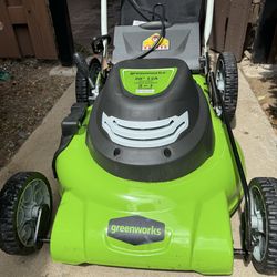 Like New Greenworks 20” Electric Lawn Mower – Only Used Few Times