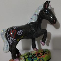 HAND PAINTED PORCELAIN - CERAMIC HORSE STATUE FIGURINE 9"×7"×2.5" - V1000