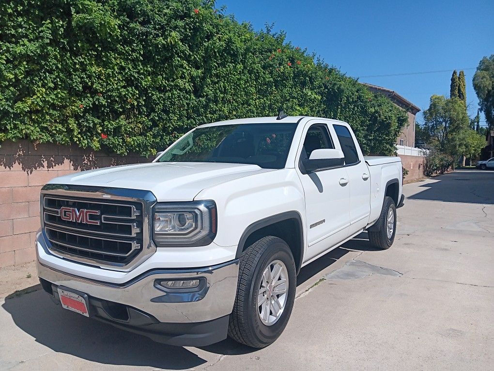 2018 GMC Sierra