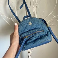 Guess Purse/ Mini Back Bag 